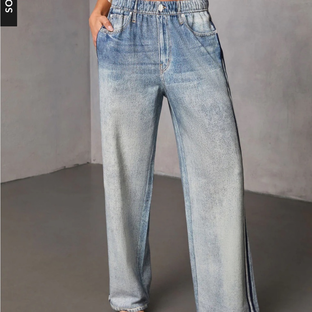 Presilla Contrast Stripe Sweatpant Jeans